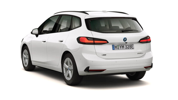 BMW 2 Series 220i MHT Sport 5dr DCT [Tech Plus Pack] Petrol Hatchback - Image 2